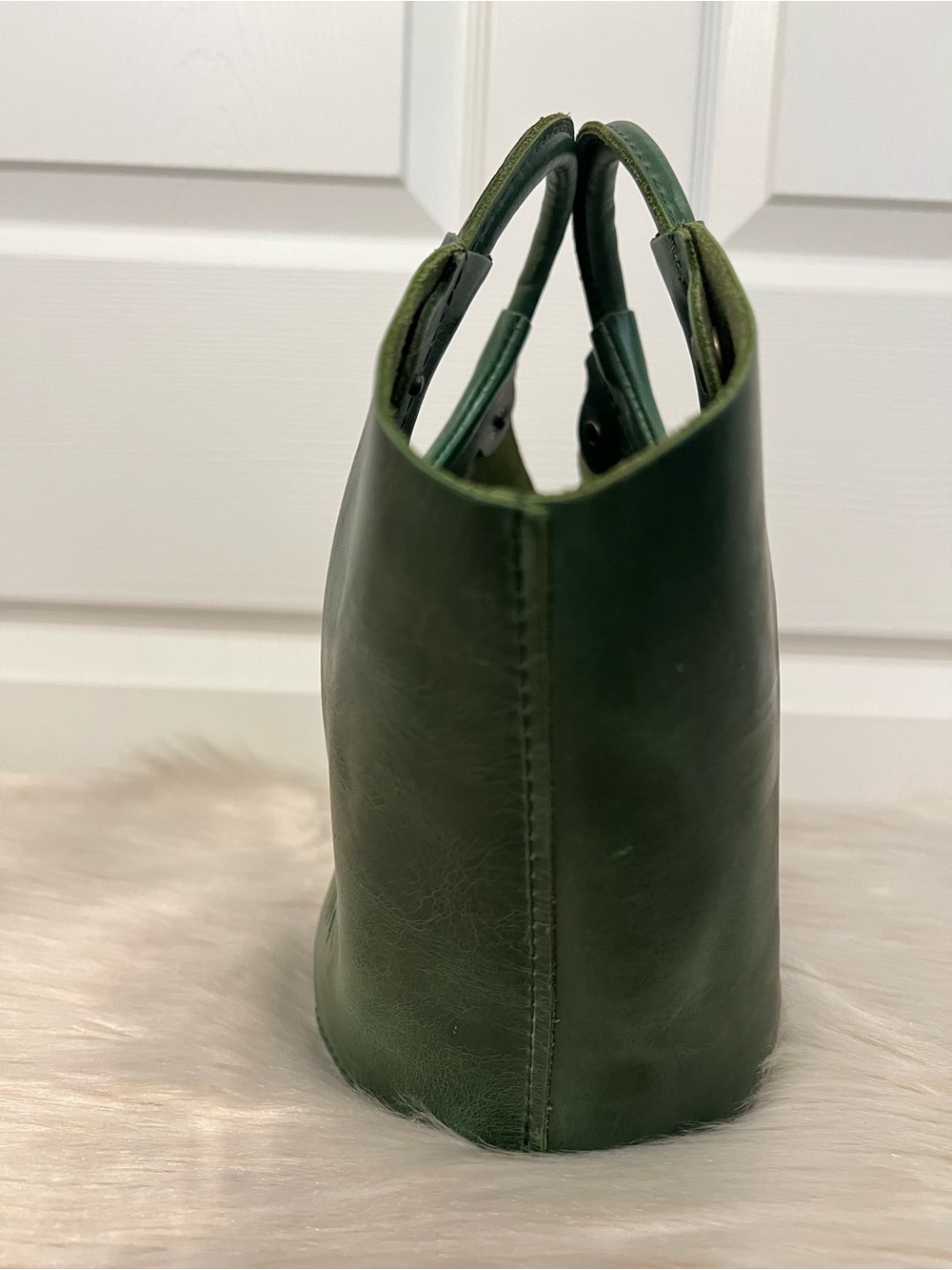 Portland Leather Milian Emerald Green Circle-Handle Tote Bucket Bag - Picture 5 of 13